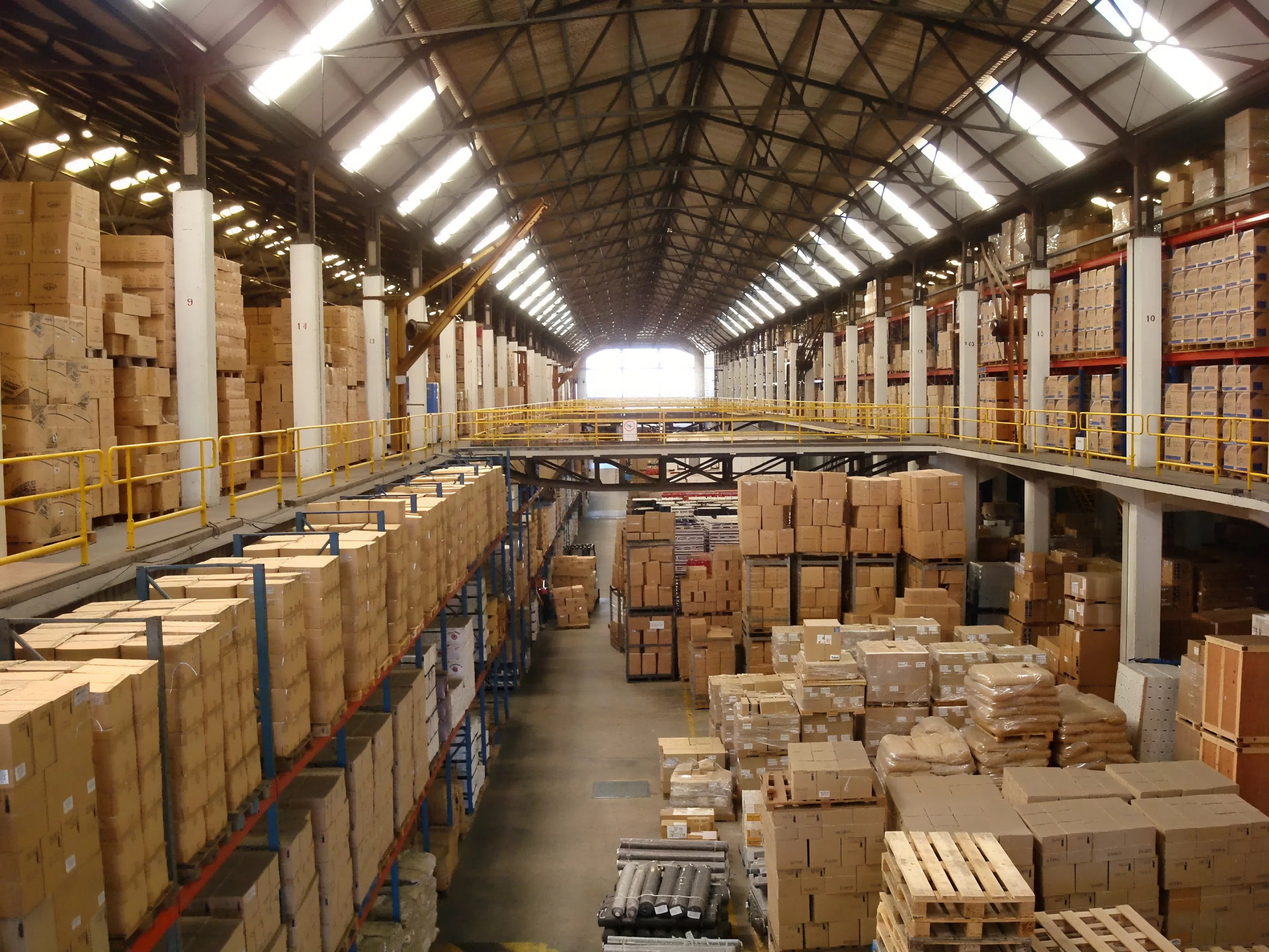 HQ Warehouse Management
